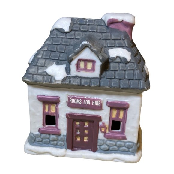 Village Houses 5 small Ornament or Christmas Village - Picture 3 of 12